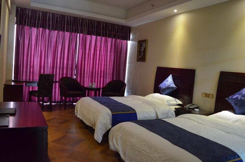 Fengyu Business Hotel Chengdu Exterior photo